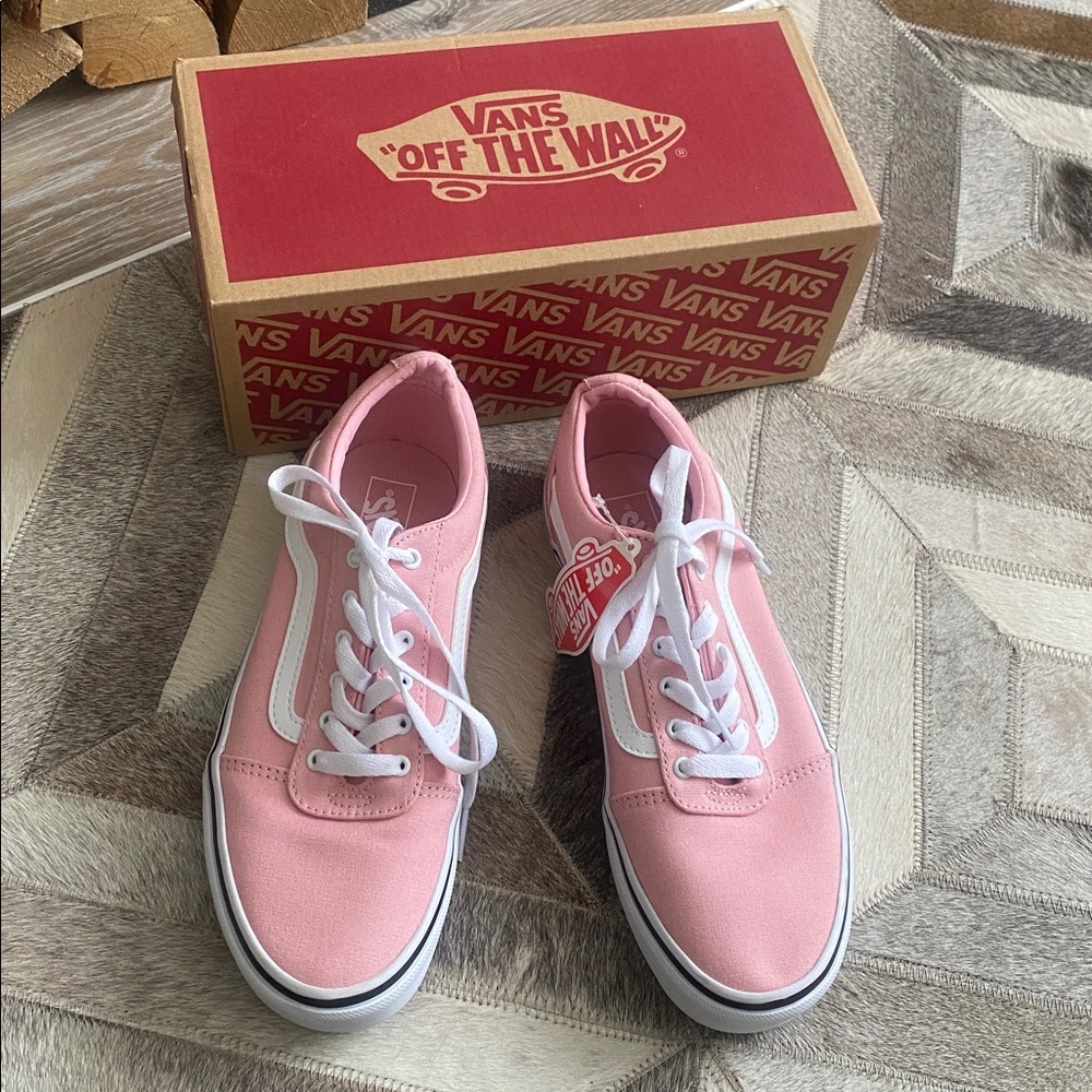 🆕 Vans Canvas pink 💗